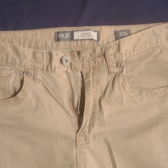 BKE Jake 32L - Picture 1 of 3